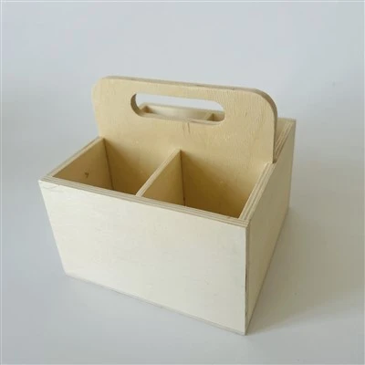 Houten vierkante mand